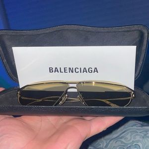 Brand new Balenciaga unisex sunglasses.